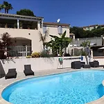 Adrech - 3 Pieces, Piscine Partagee - Sud6001 Fréjus
