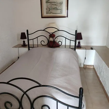 Hébergement de vacances Belle Maison Moderne Avec Piscine Commune L'adrech, St Jean De L'esterel