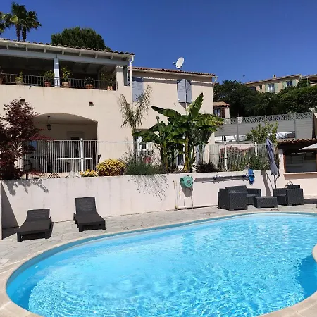 Adrech - 3 Pieces, Piscine Partagee - Sud6001 Fréjus